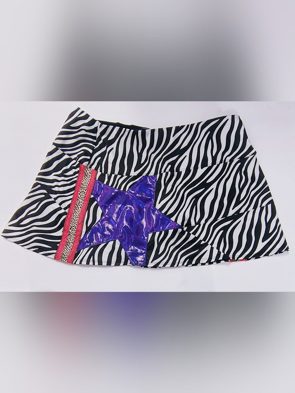 NEW Lucky In Love Exotic Zebra Striped Purple Star Tennis Pickleball Skort Sz XL